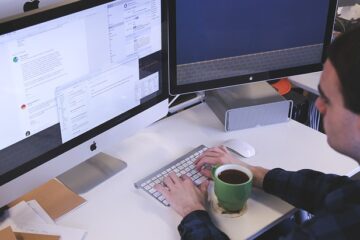 Ιντερνετ τηλέφωνο τηλεόραση 10